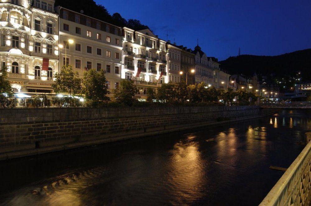 Ea Hotel Jessenius Karlowe Wary Zewnętrze zdjęcie